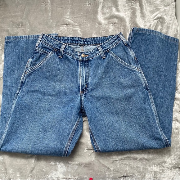 Sold - Picture 3 of 8